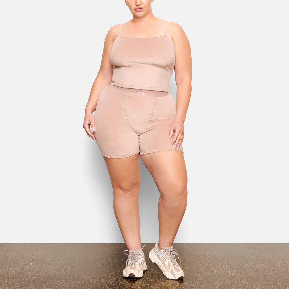 Skims VELOUR Cami Lichtroze | HAT-283679