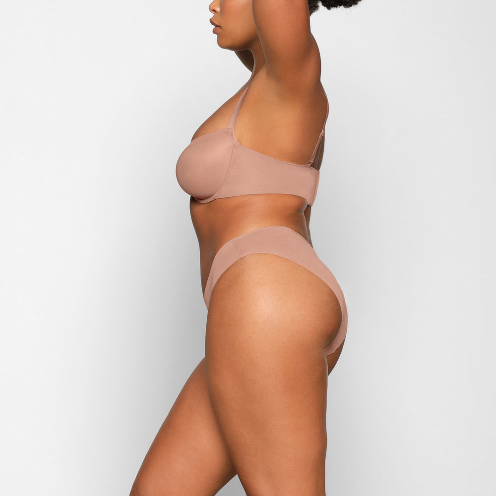 Skims WEIGHTLESS Bikini Abrikoos | BYJ-362408