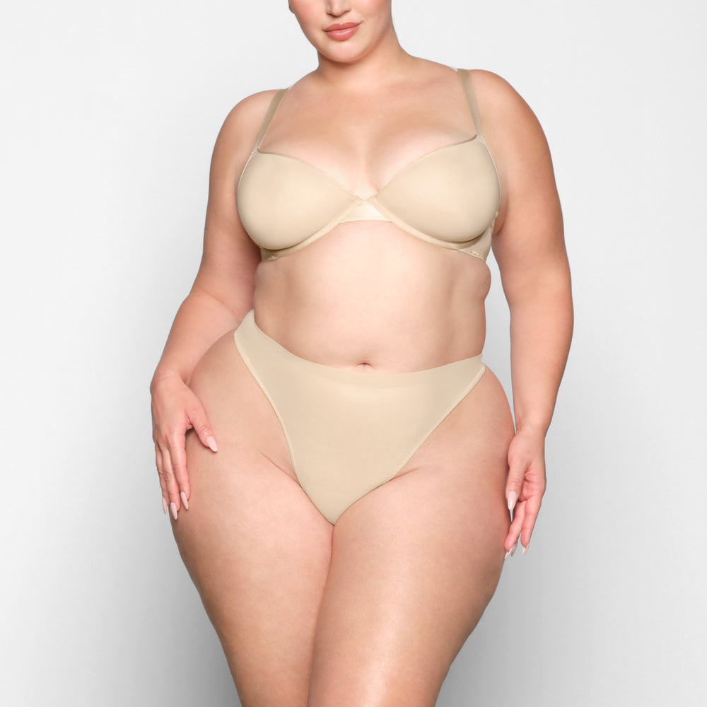 Skims WEIGHTLESS Demi Bra Bruin | IMB-397481