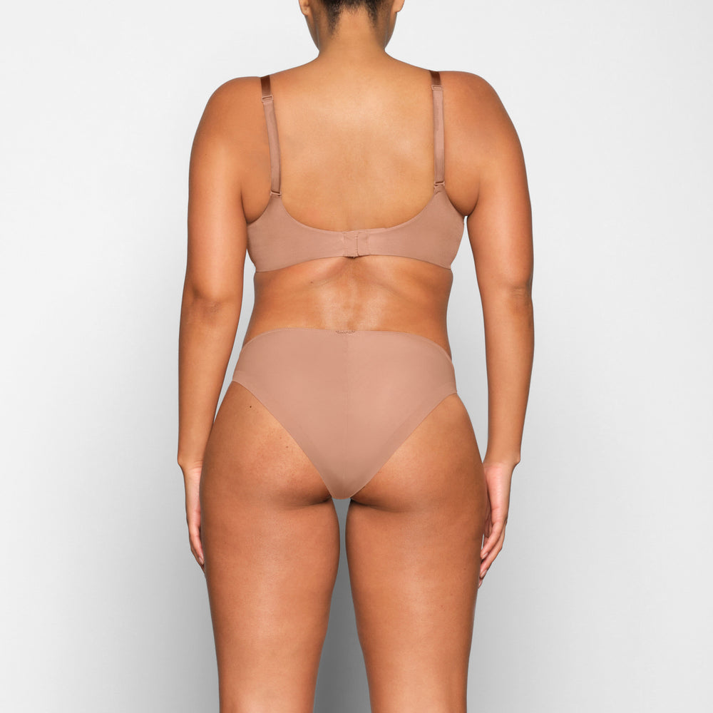 Skims WEIGHTLESS Scoop Neck Bra Abrikoos | QDY-623195
