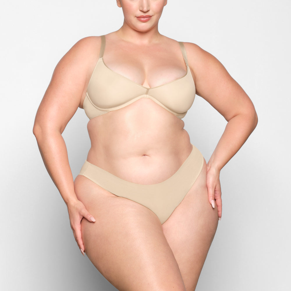 Skims WEIGHTLESS Scoop Neck Bra Bruin | TKN-602451