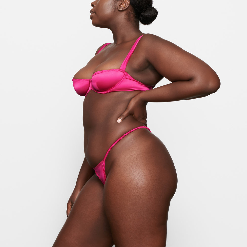 Skims WOVEN SHINE SCRUNCHIE STRING Thong Roze | NBT-974386