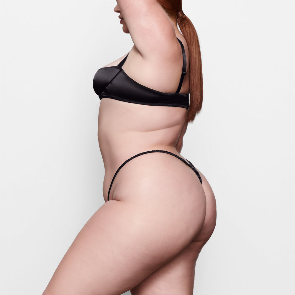 Skims WOVEN SHINE SCRUNCHIE STRING Thong Zwart | RXD-961708