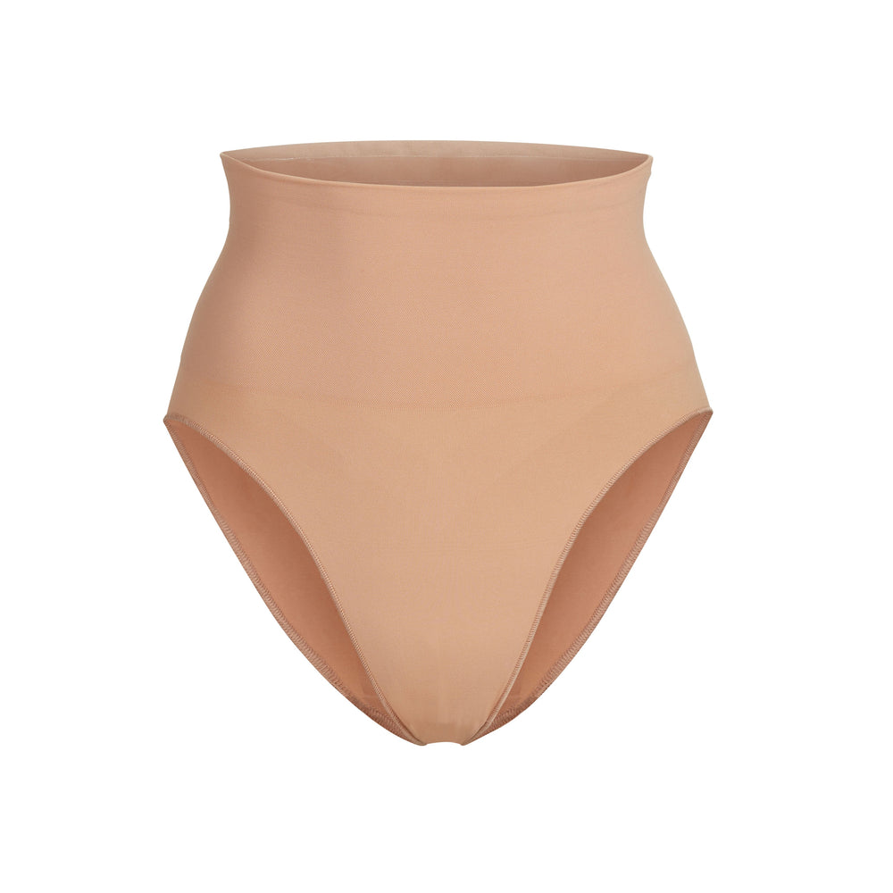 Skims CORE CONTROL Brief Beige | BFA-270814