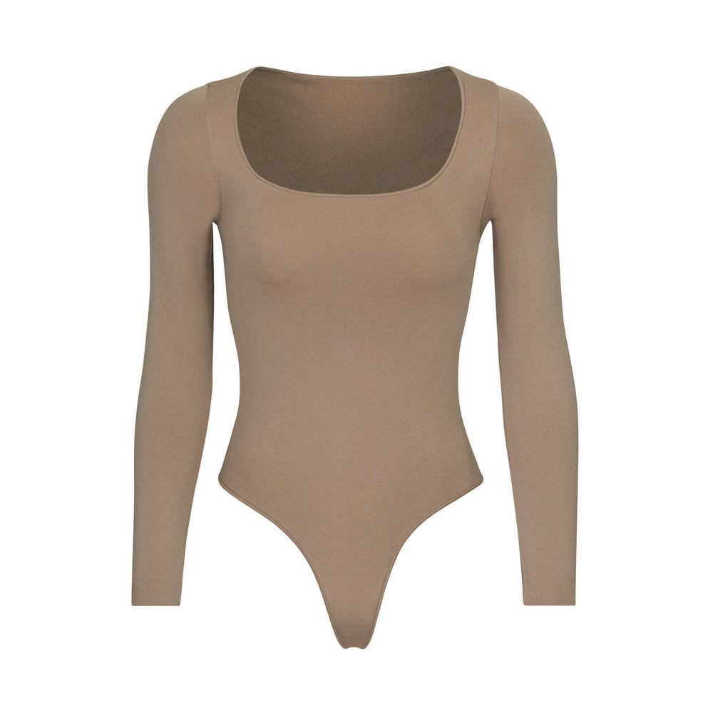 Skims ESSENTIAL SCOOP NECK Long Sleeve Bodysuit Abrikoos | IYK-179035