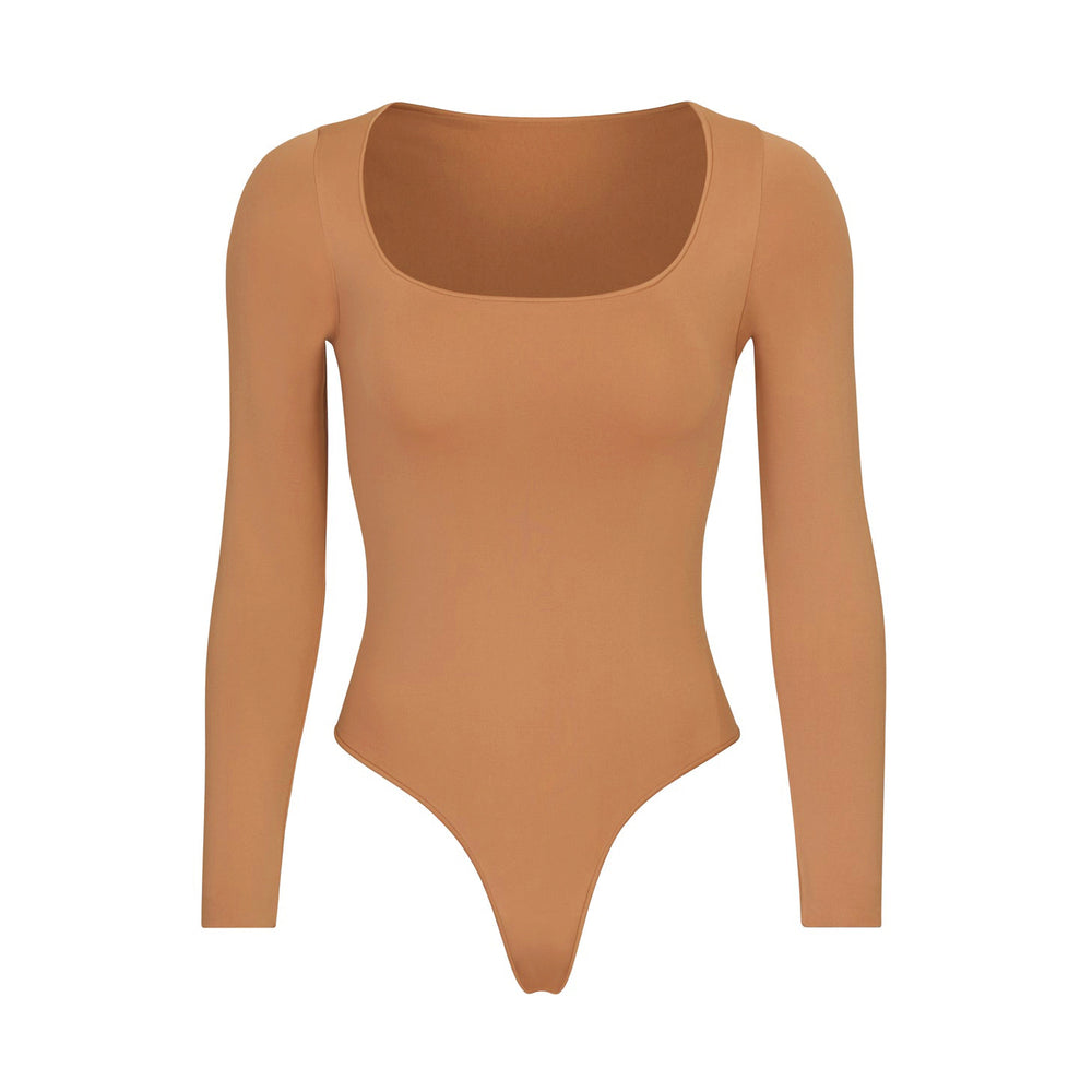 Skims ESSENTIAL SCOOP NECK Long Sleeve Bodysuit Bruin | SWX-609438
