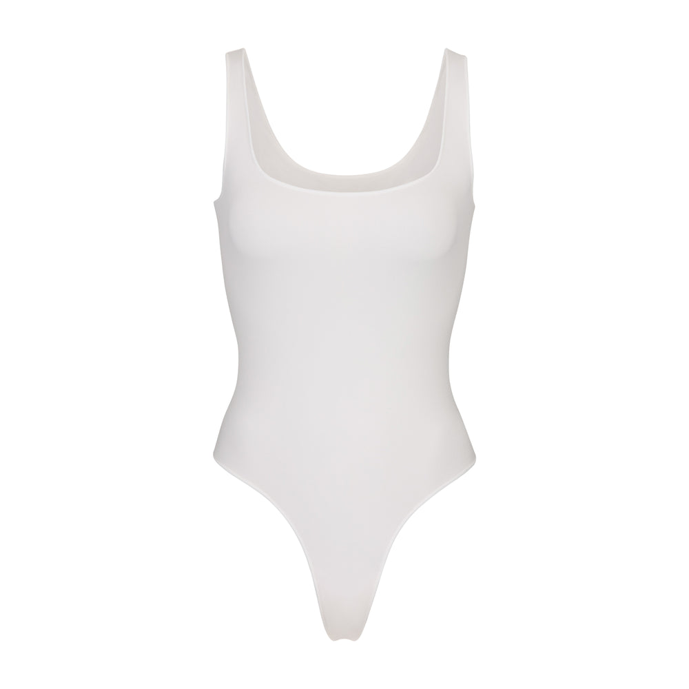 Skims ESSENTIAL Scoop Neck Bodysuit Wit | HDJ-289045
