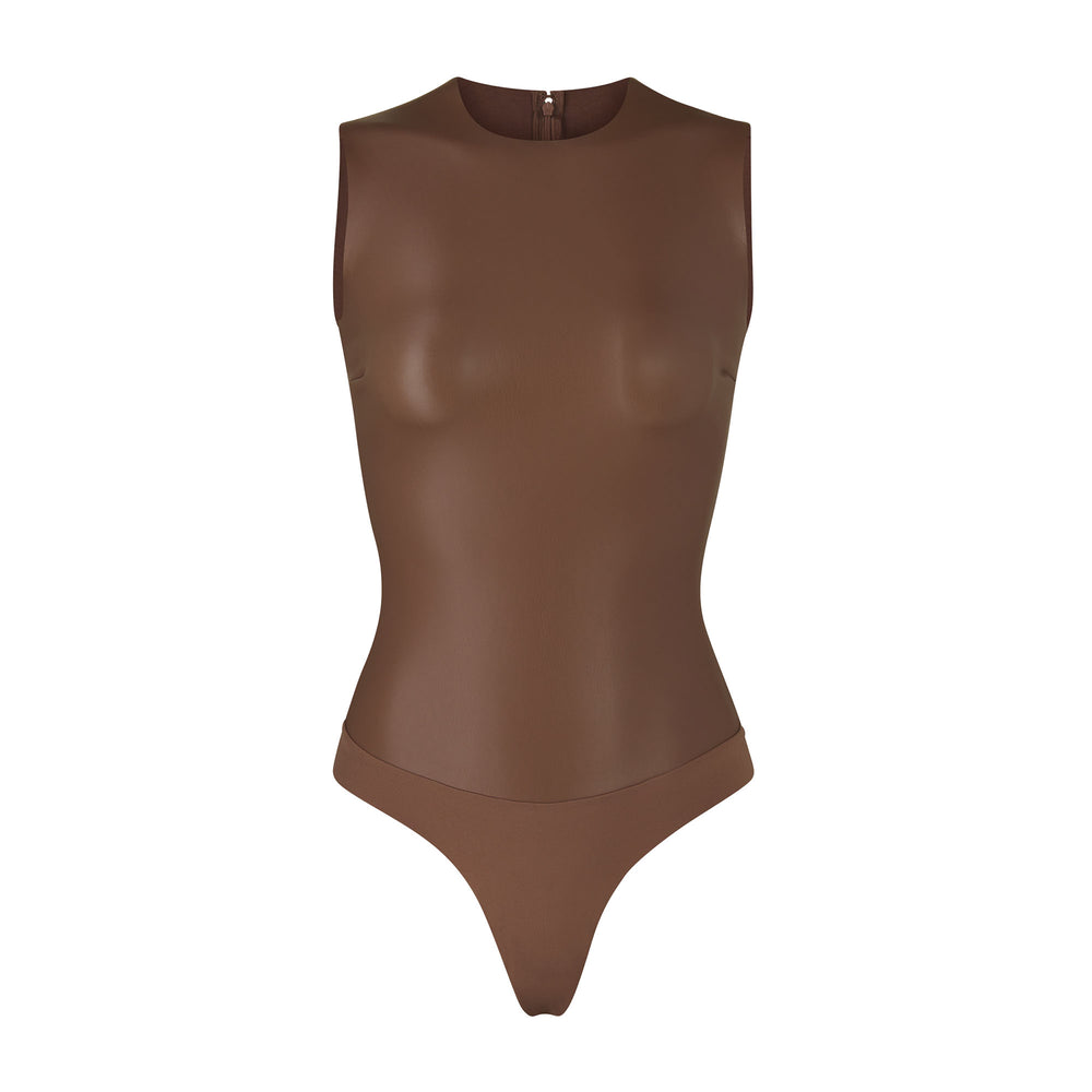 Skims FAUX LEATHER Crew Neck Bodysuit Bruin | JRZ-902784