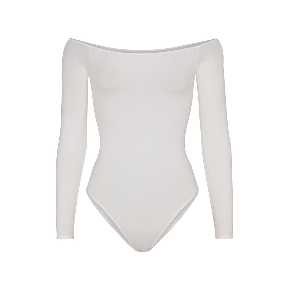 Skims LIGHT ESSENTIAL Off The Shoulder Bodysuit Wit | VUI-857213