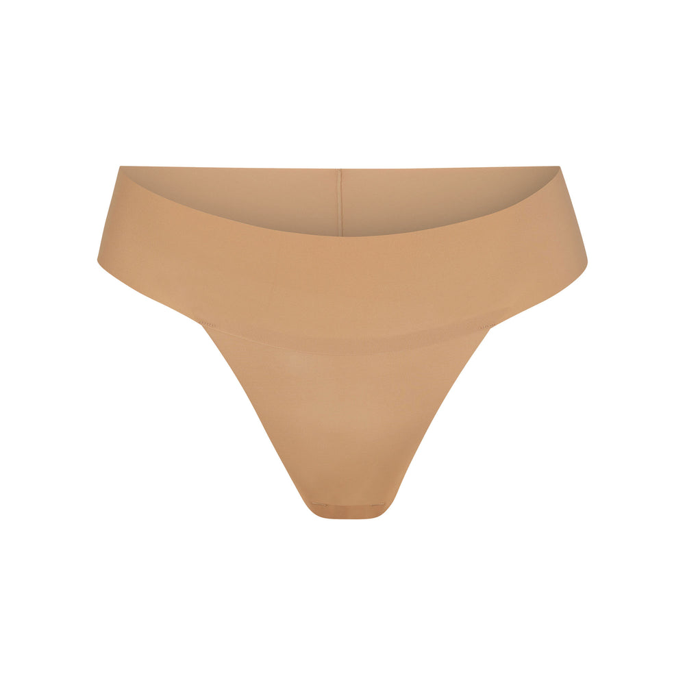 Skims NAKED DIPPED Thong Beige | IUP-814632