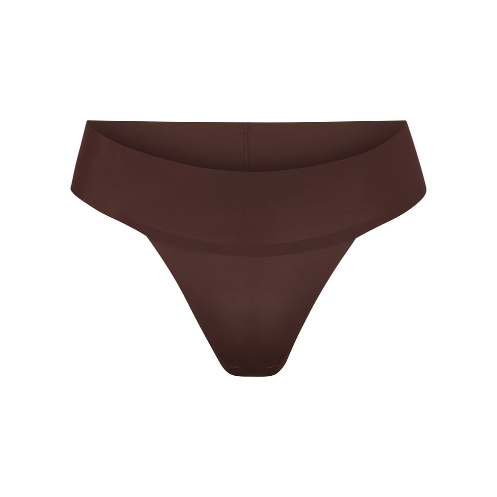 Skims NAKED DIPPED Thong Chocola | NFQ-637902