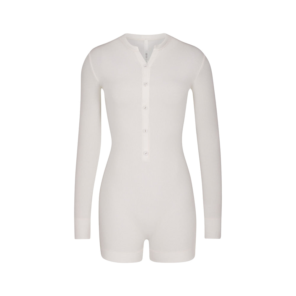 Skims SOFT LOUNGE BUTTON UP HENLEY Onesie Wit | HXE-748325