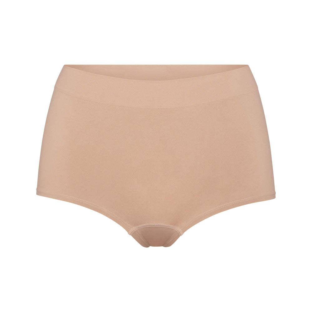 Skims SOFT SMOOTHING Boy Short Beige | OSN-197642