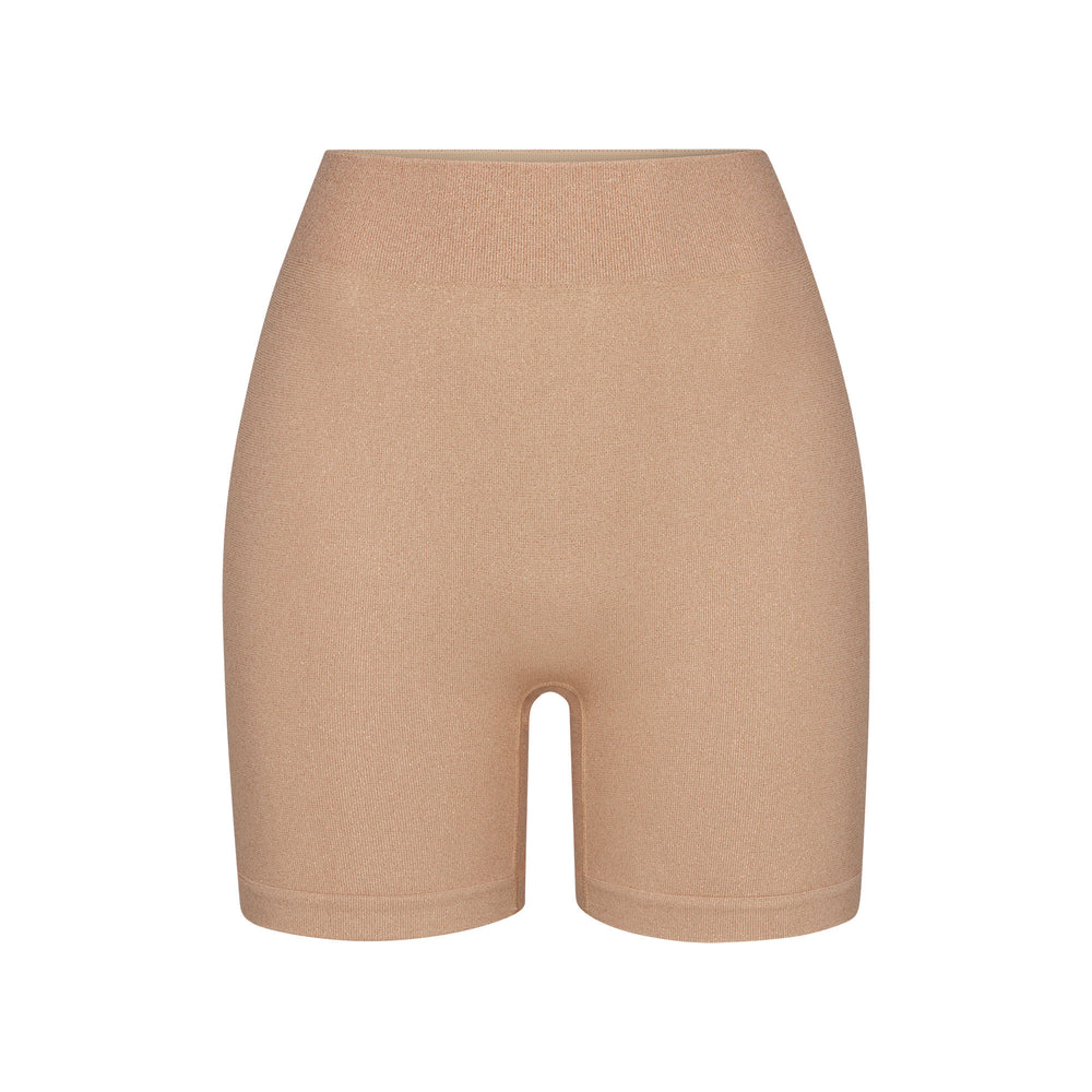 Skims SOFT SMOOTHING SHINE Korte Broek Beige | ALB-034918