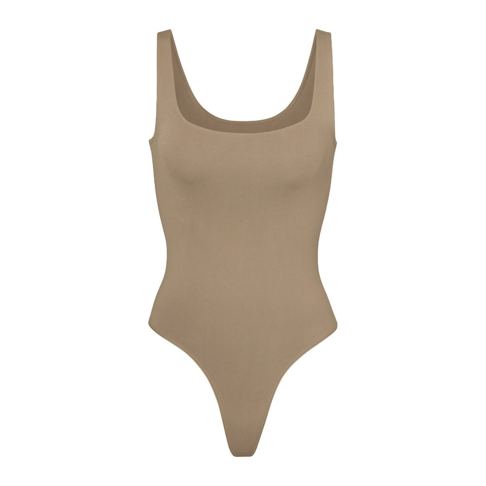 Skims SOFT SMOOTHING Thong Bodysuit Abrikoos | LGX-169207